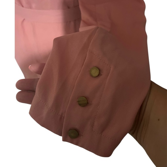 Lulu's Pink Wrap Robe with Self-Tie Belt - Picture 5 of 12